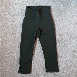 Lululemon cropped leggings